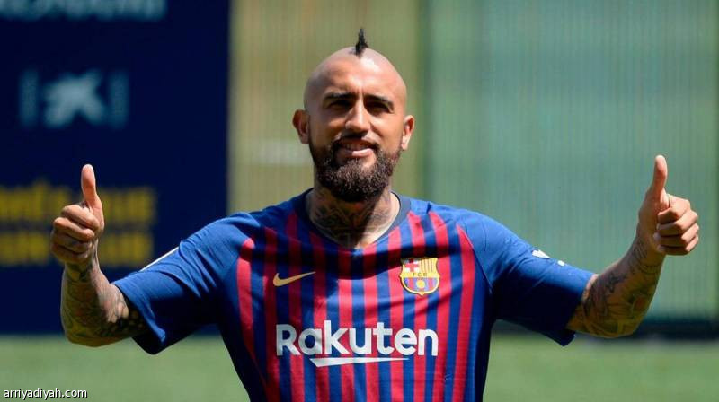 فيدال: أنا سعيد في برشلونة.. القادم أفضل