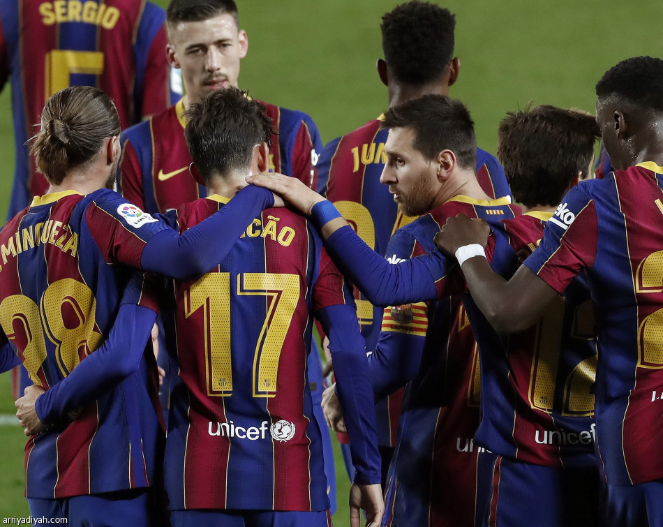 برشلونة يضرب بخماسية قبل مواجهة باريس