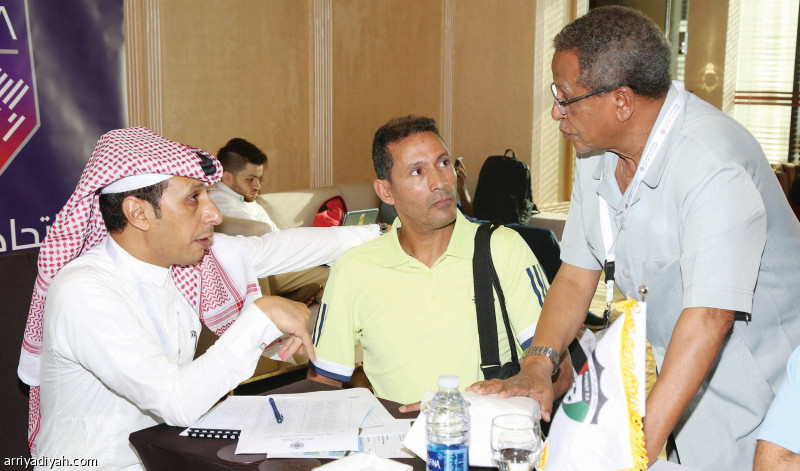 البطاقات لا ترحل