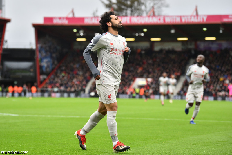 "Hattrick" Salah leads Liber to pursue the city