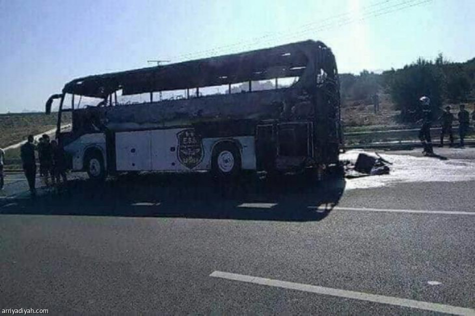 اندلاع حريق في حافلة وفاق سطيف الجزائري