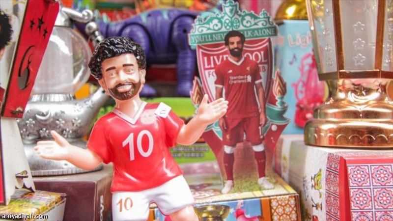 تجار مصر يستغلون صلاح لتعزيز مبيعاتهم في رمضان