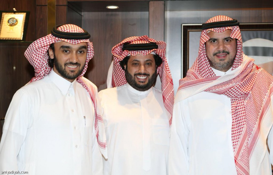 إنشاء ثلاث صالات للبولينج والبلياردو في الرياض وجدة والدمام 