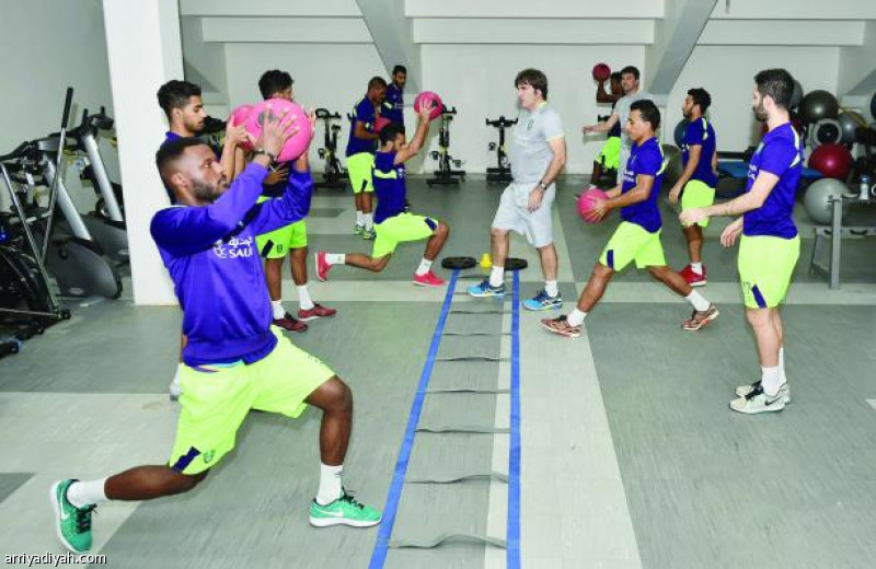 الأهلي يناور.. وأبوابونا يبدأ العلاج