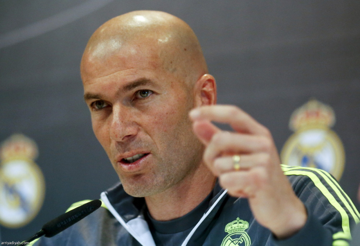 /media/iris/560606-zinedine-zidane03.jpg