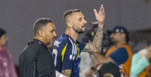 دون بروزوفيتش.. النصر يخسر نصف حظوظ الفوز