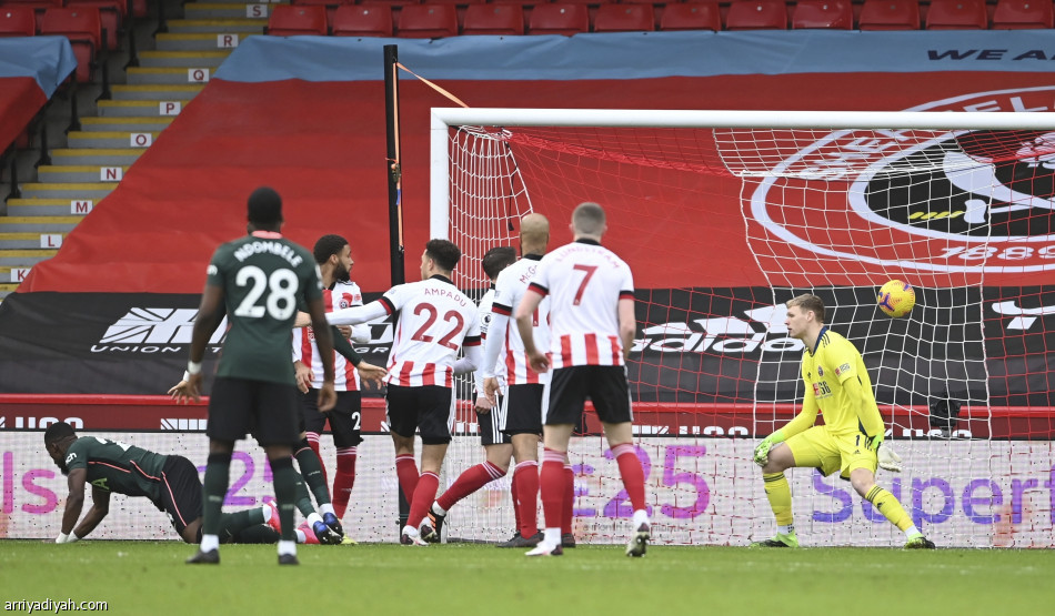 توتنهام يعيد شيفيلد إلى دوامة الهزائم