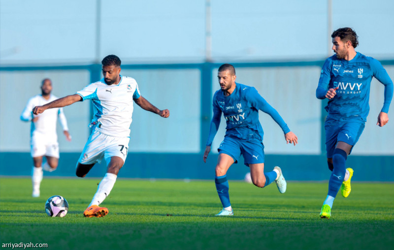 الهلال يخسر تجربة نيوم