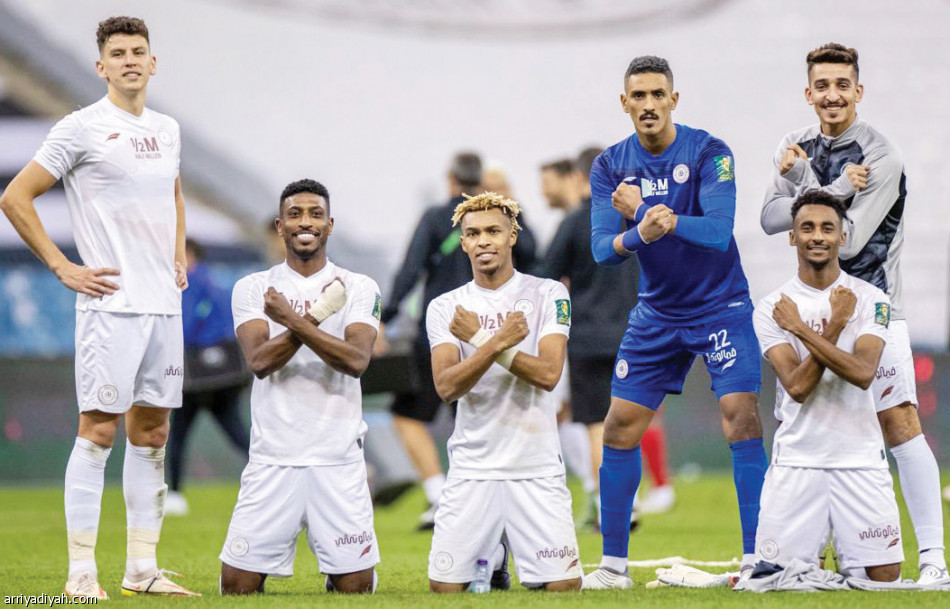 الشباب
يُلحق ضمك بالأهلي