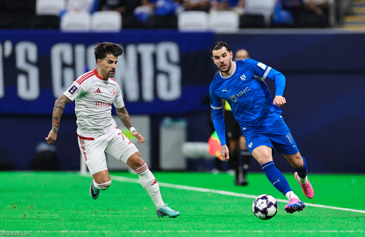 الهلال يتوقف
