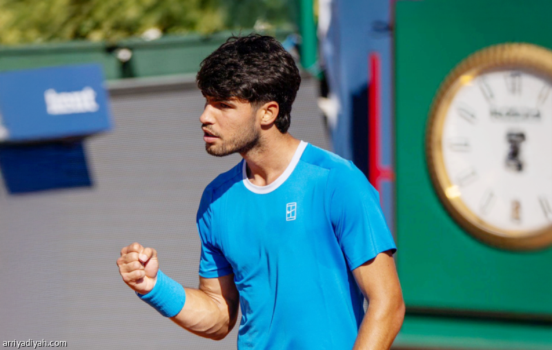 دورة برشلونة.. ألكاراز إلى الدور الثاني