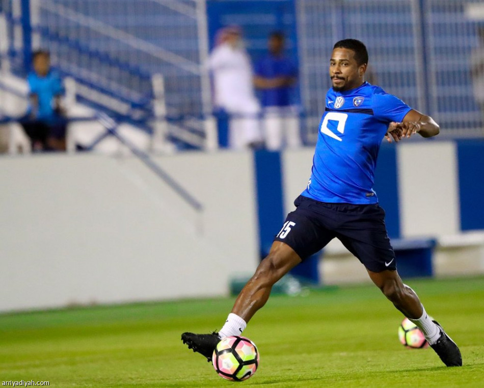 الإنفلونزا تمنع هوساوي من تدريبات الهلال