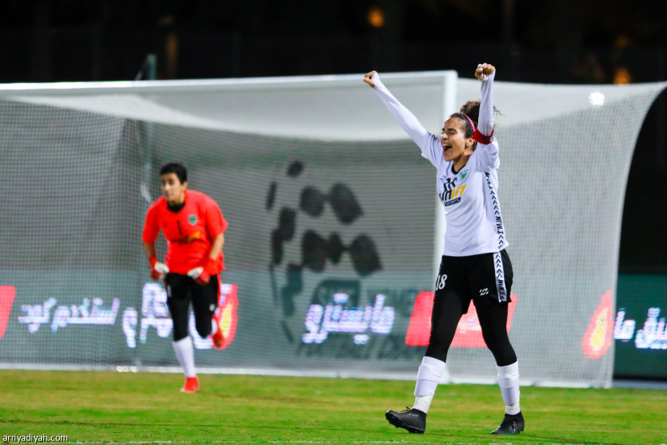 دوري السيدات .. المملكة النسائي والتحدي يحلقان إلى النهائي