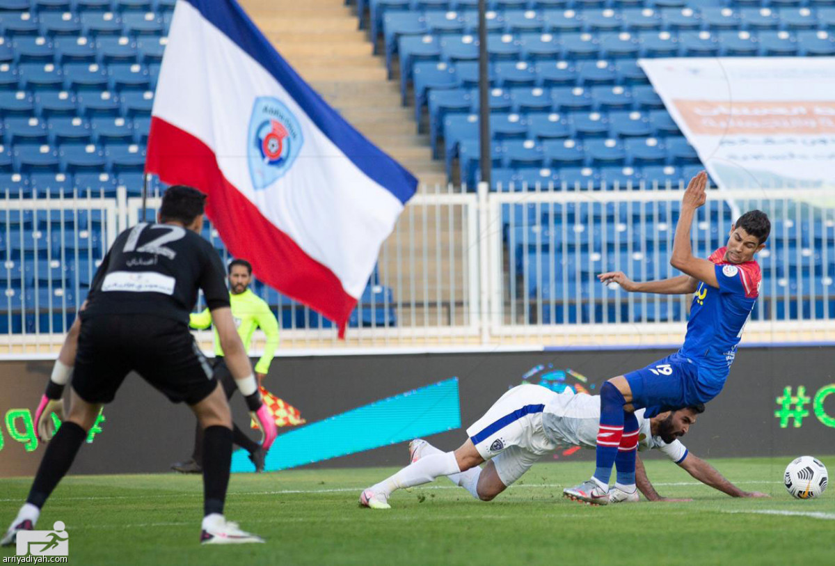 الهلال.. التعثر الأول