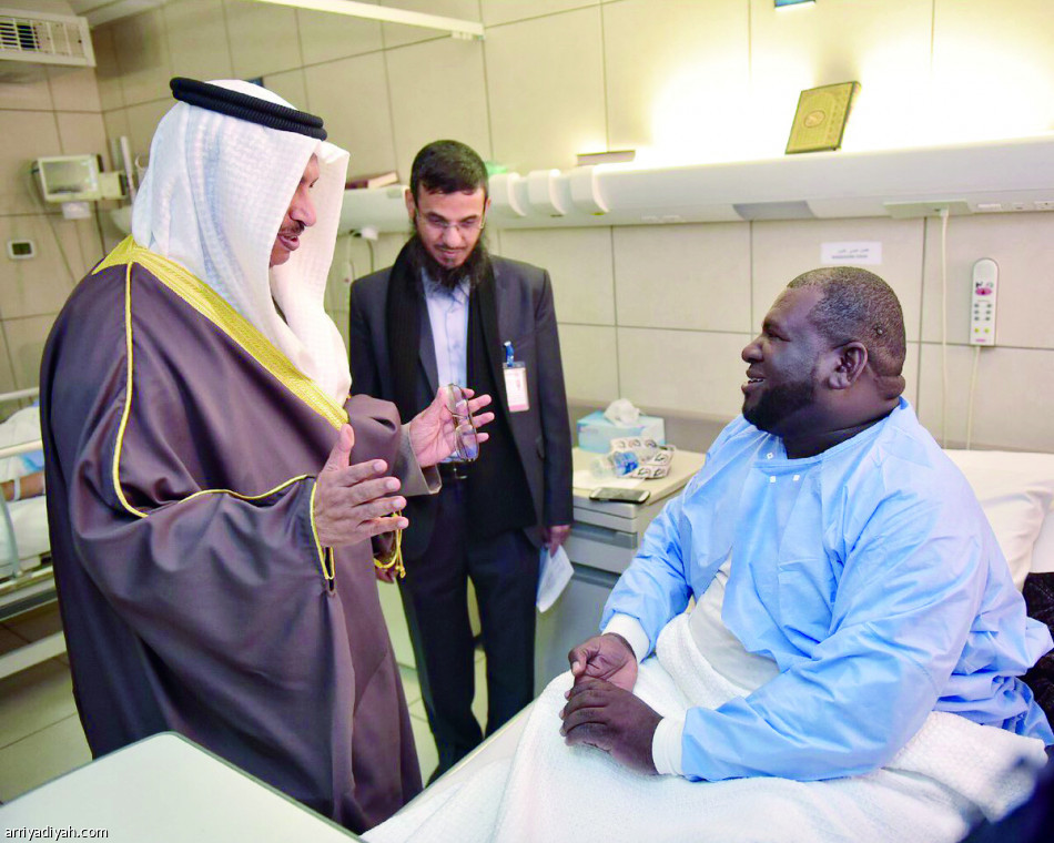 طائرة خاصة تعيد المصابين العمانيين.. وفتح تحقيق