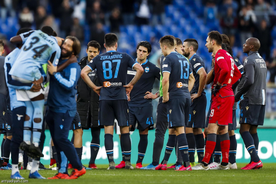 لاتسيو يسحق سبال ويزيد الضغط على إنتر