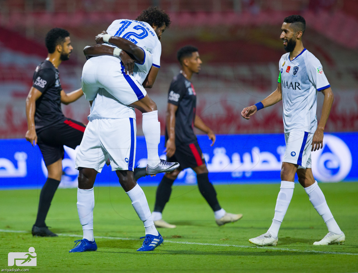 الهلال.. بطل لا يشبع