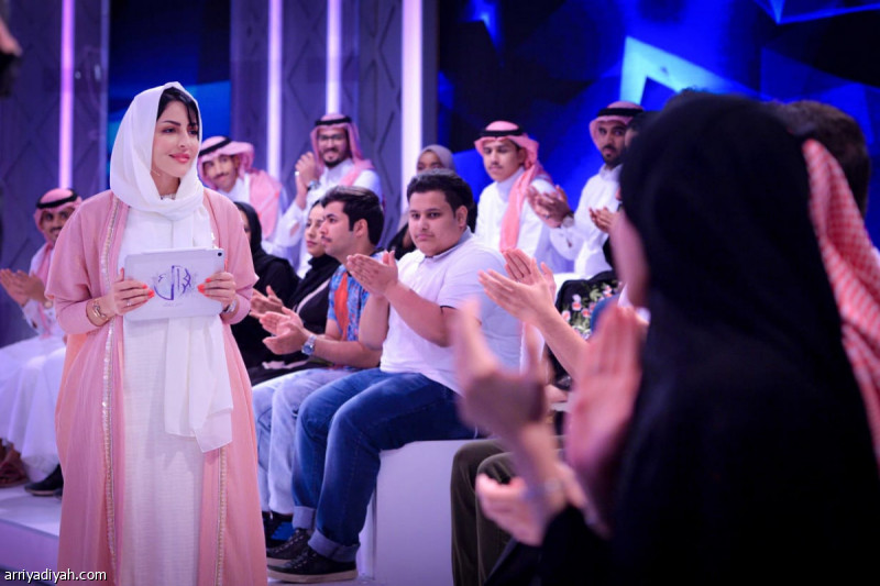 ملاك الحسيني تناقش قضايا المجتمع على MBC1