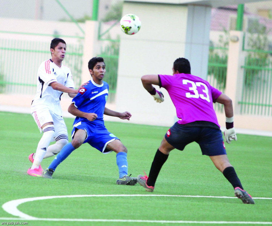 القادسية والأهلي والهلال يتصدرون