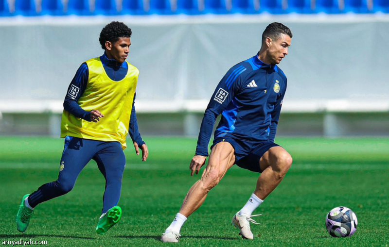 سالم يقود أجانب النصر في دوري النخبة