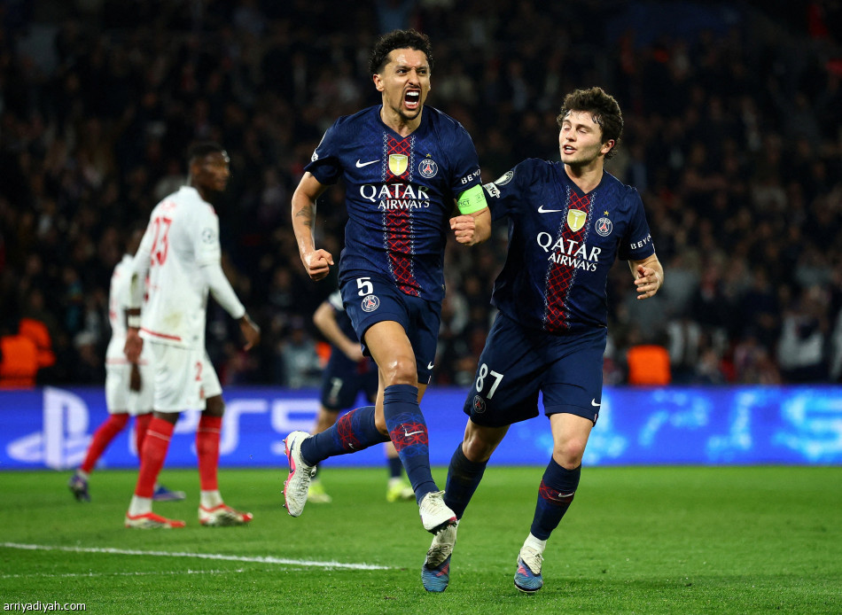 باريس يتأهل