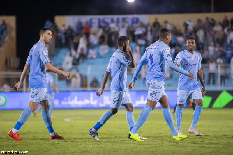 الباطن يرفض السقوط أمام الفتح
