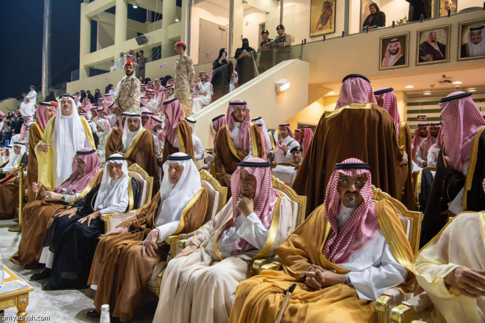 أمير مكة المكرمة يتوّج الفائزين في سباقات الخيل