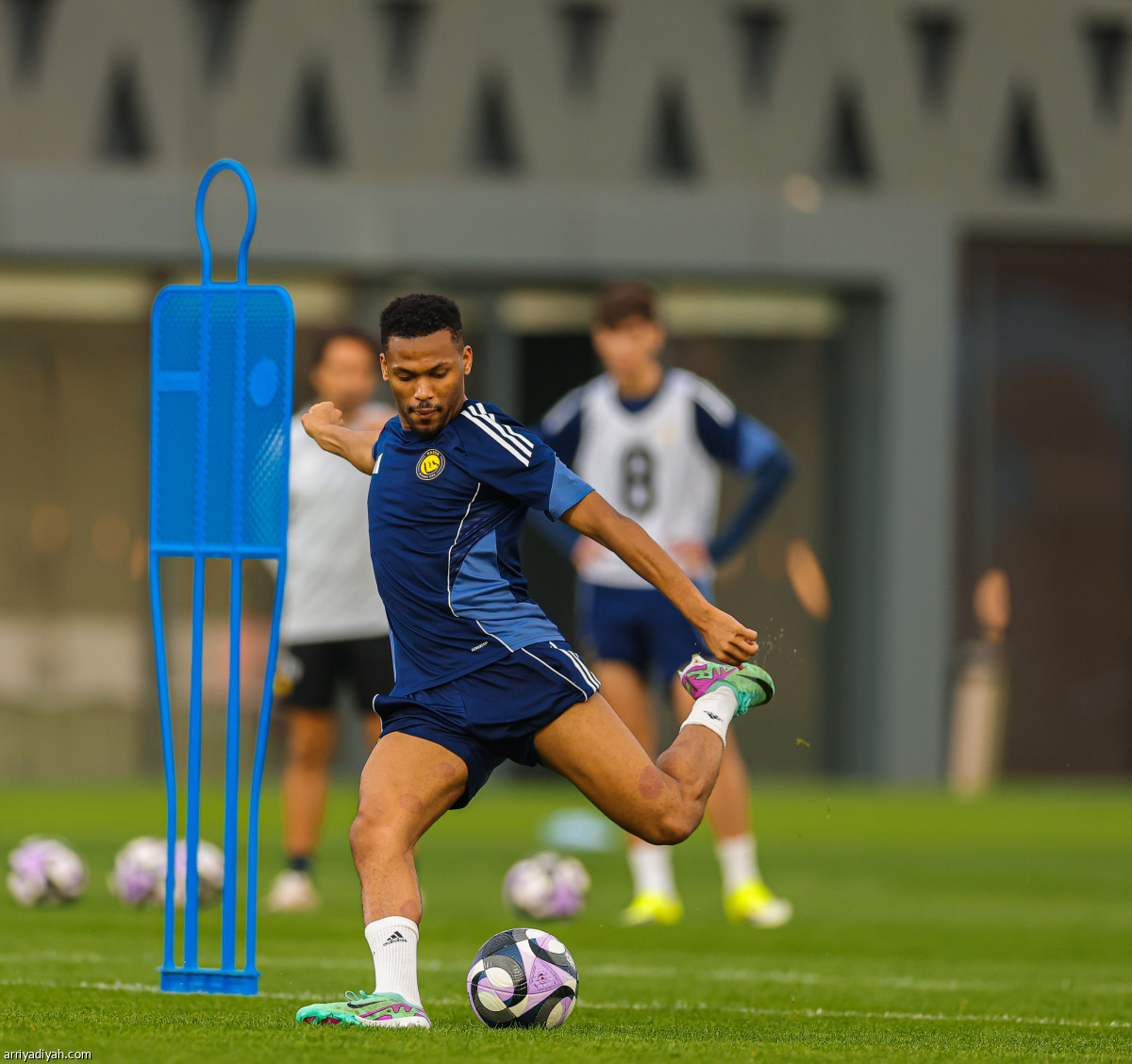 المتصدر يستعد