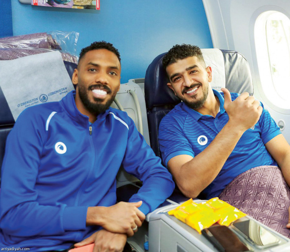 الهلال في طوكيو..
طباخ وفندق خارج المدينة