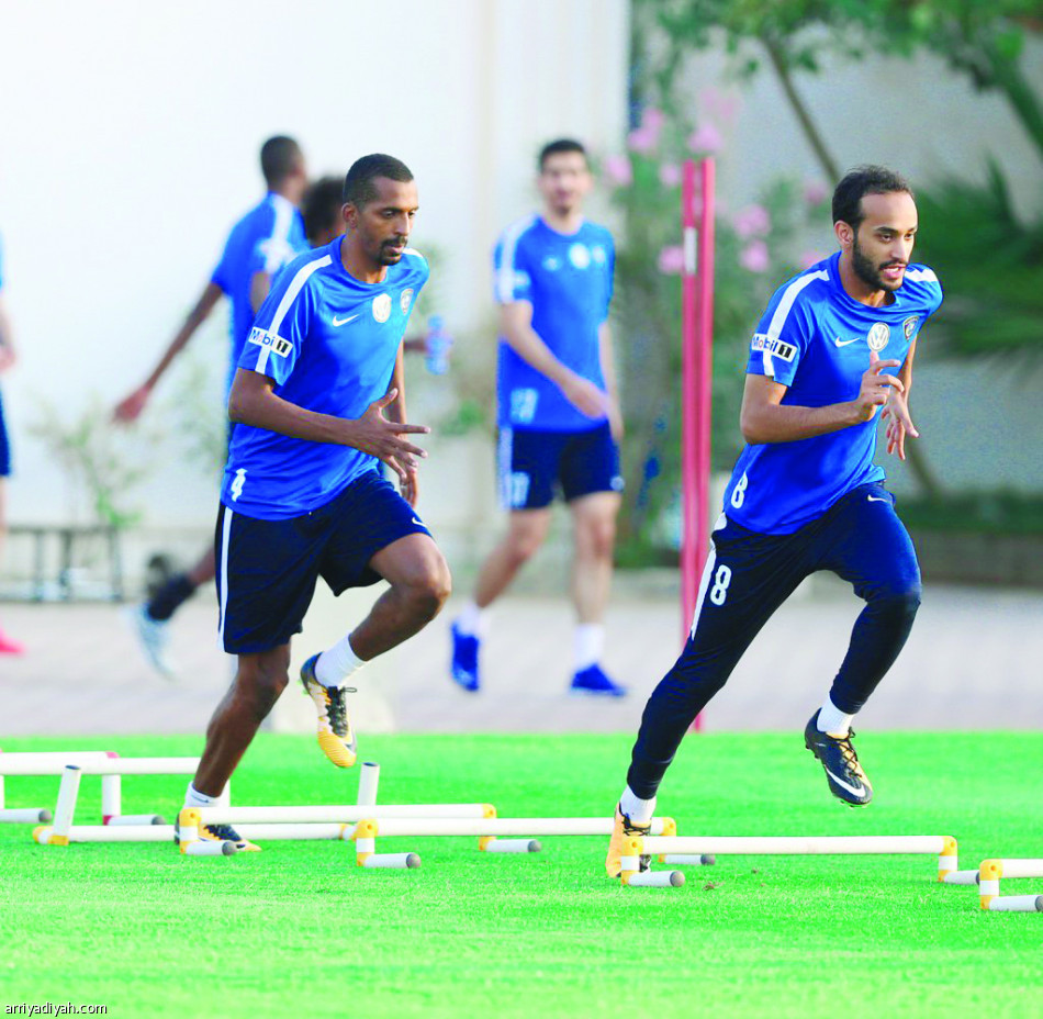 البدلاء يقودون الهلال أمام القادسية.. والعابد يغيب