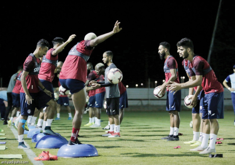 صورة التقطت أمس من تدريبات فريق العدالة الأول لكرة القدم (المركز الإعلامي . العدالة)