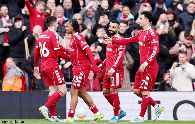 ليفربول يستعيد توازنه وصلاح يسجل