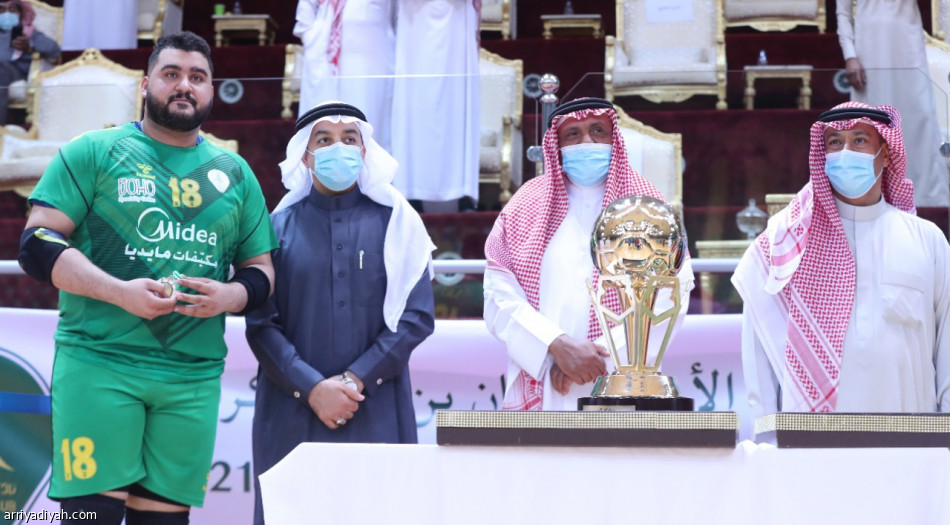 مضر ينتزع كأس سلطان بن فهد من الخليج