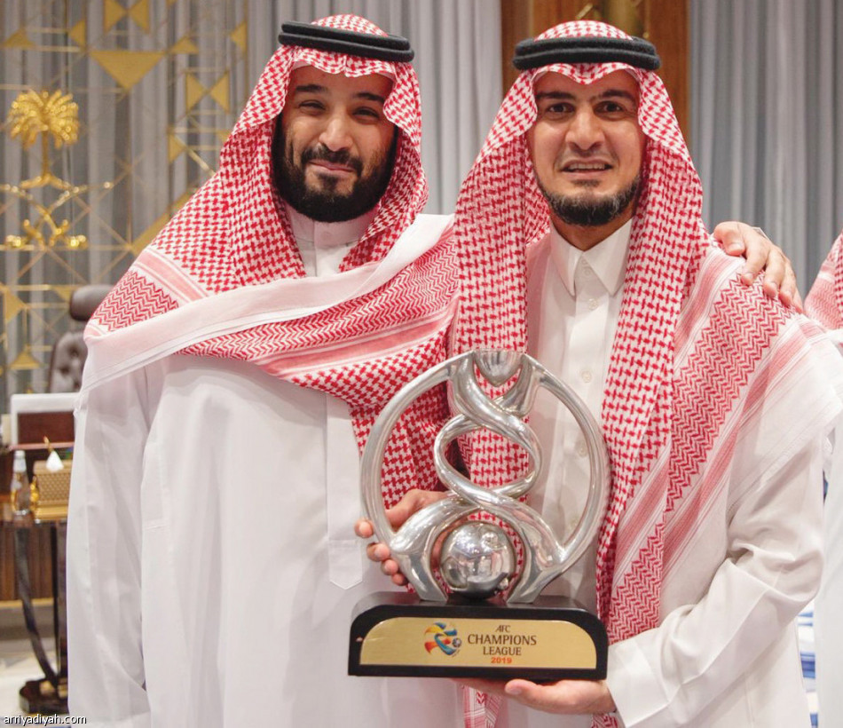 ولي العهد يستقبل الأبطال