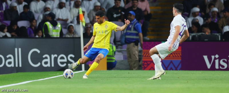 فحص طبي لسلطان الغنام وعزيز بيهيتش من النصر بعد إصابتهما في مباراة العين الإماراتي بدوري أبطال آسيا