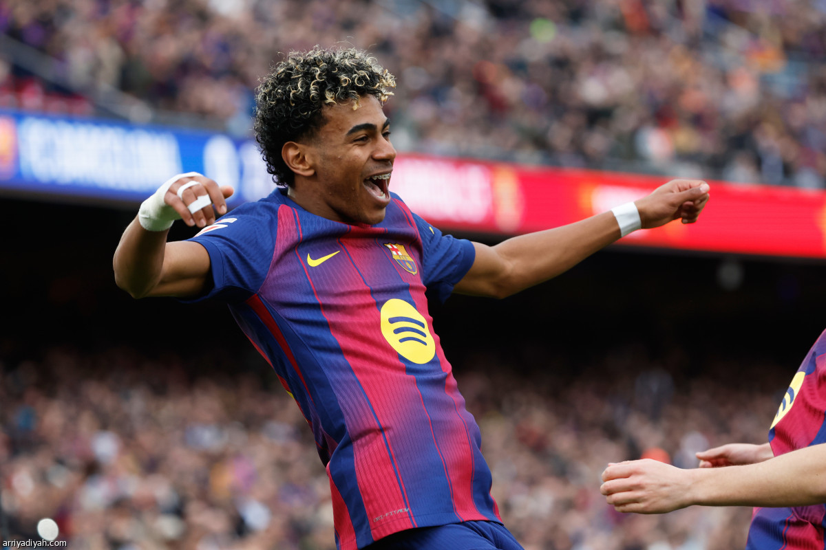 «هاتريك» تاريخي