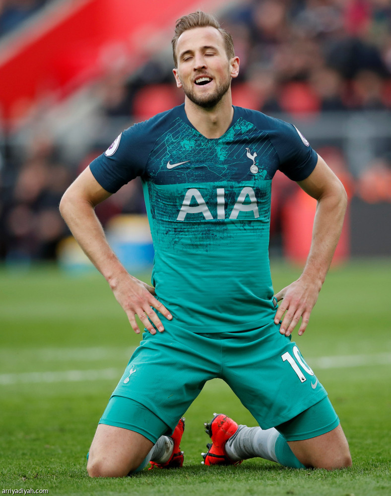 توتنهام يسقط..  وكين يحرز الهدف رقم 200