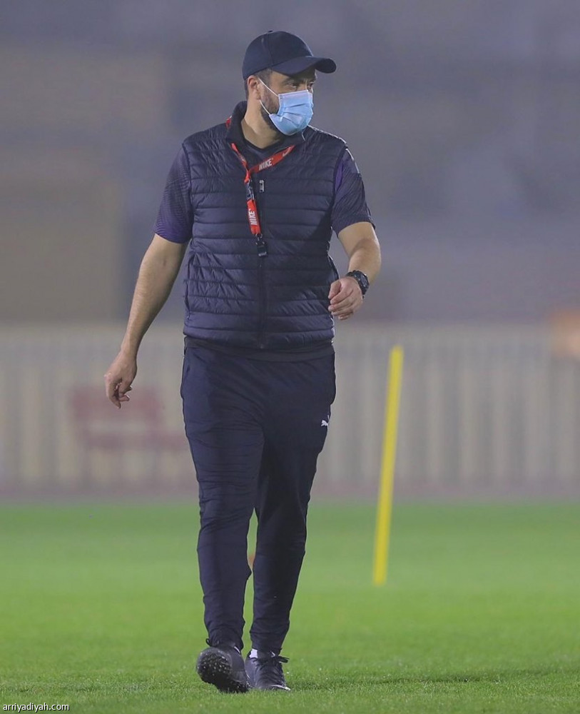 القادسية يفتح ملف كأس الملك