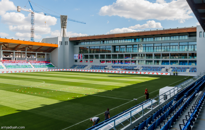 ملعب الأخضر وصربيا.. فئة ثالثة والسعة 4500
