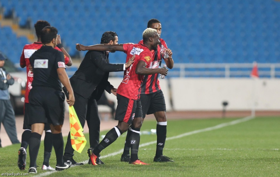 بهدفيه في مرمى الباطن.. بانجورا يقفز بالرائد للمركز السادس