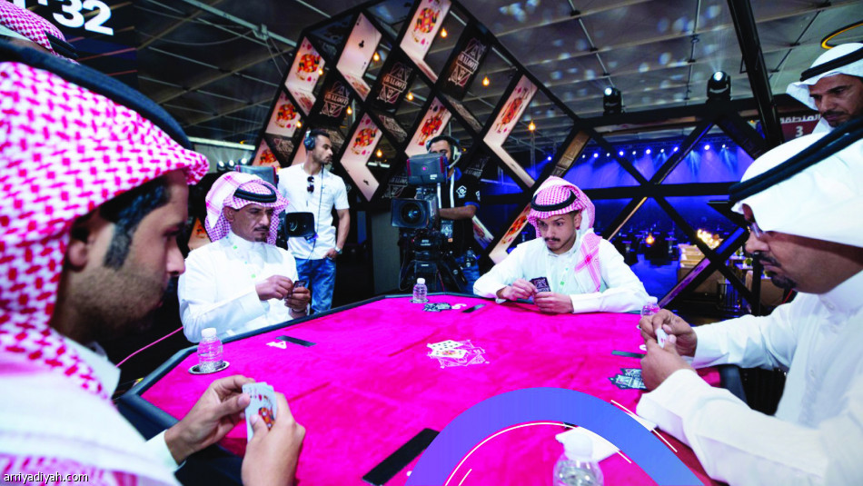 سعود وفهد 
يحصدان لقب البلوت