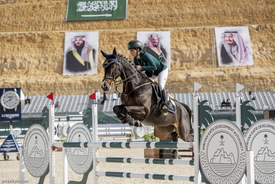 13 فارسة سعودية تشارك لأول مرة في مهرجان الدرعية للفروسية