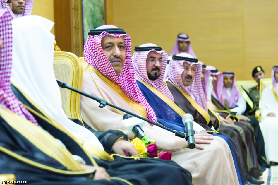 نبايعكم على السمع والطاعة.. في السراء والضراء
