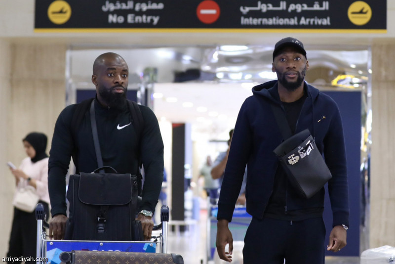 الفتح يغلق صفحة إيكامبي