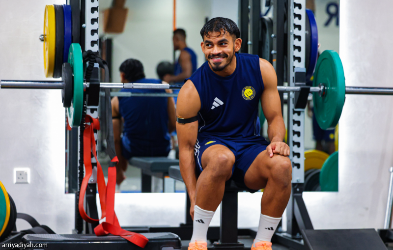 سعد الناصر يقترب من العودة إلى تدريبات النصر الجماعية بعد إصابة في أربطة مفصل القدم