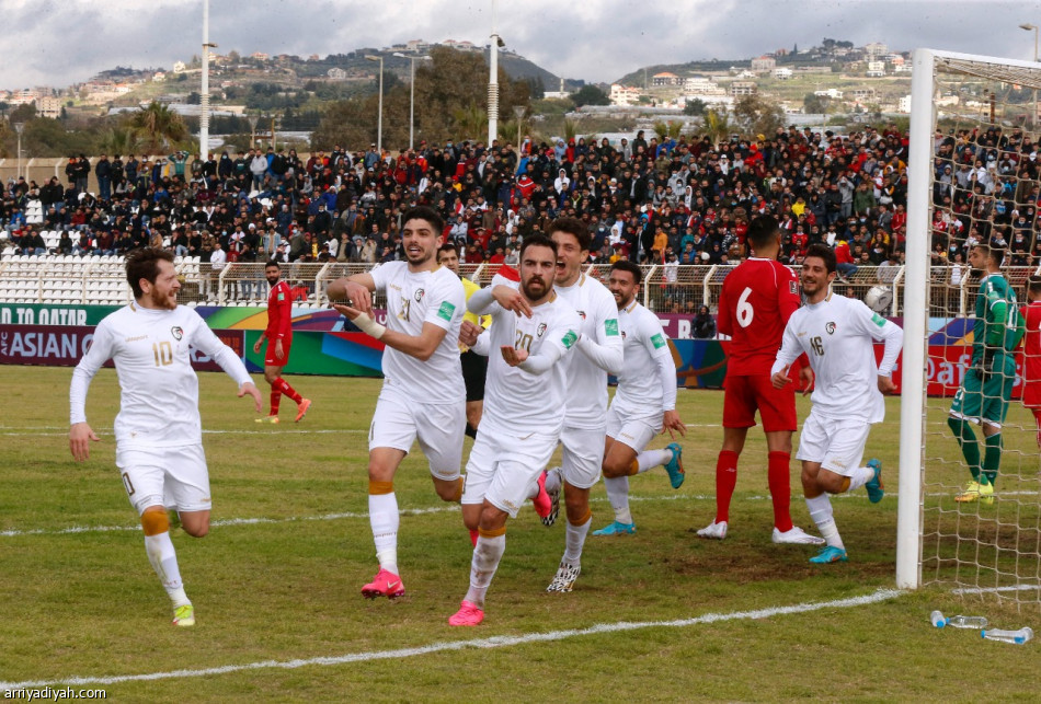 سوريا تضرب لبنان بثلاثية نظيفة