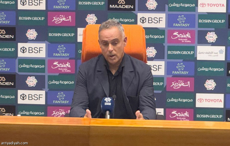 مدرب الفتح جوزيه جوميز واللاعب مراد باتنا ينتقدان التحكيم وتقنية الـ VAR بعد الخسارة أمام الاتحاد