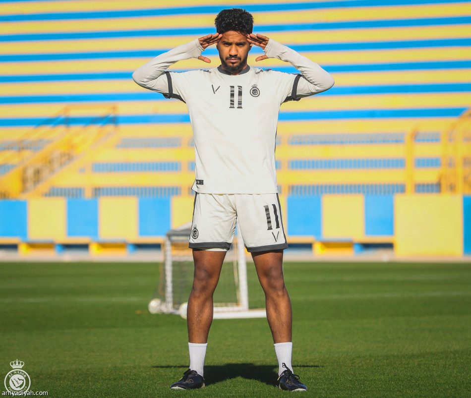 روسو يستعد لكلاسيكو  الاتحاد بالتسديد