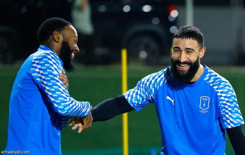 الصورة الرئيسية لمقال: أبها.. بوريتش يكتفي بالمناورة