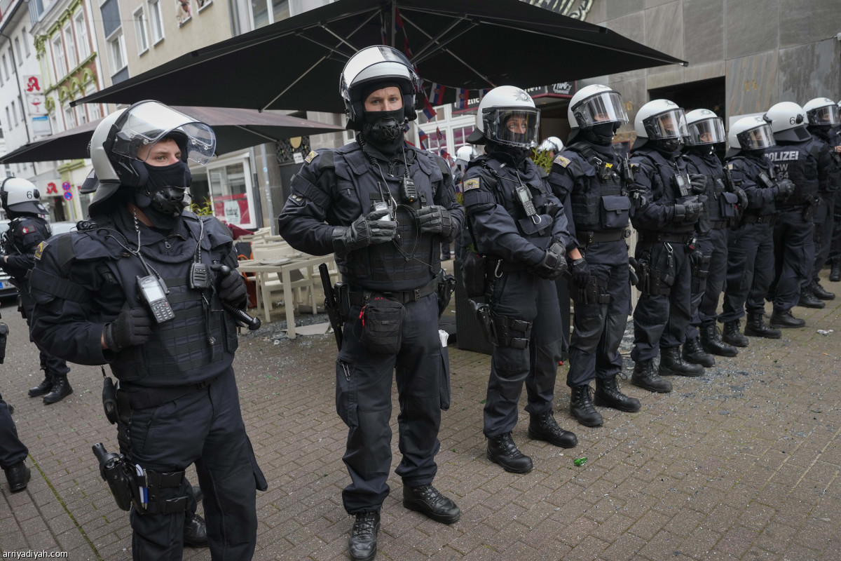 شرطة الألمان تنتشر